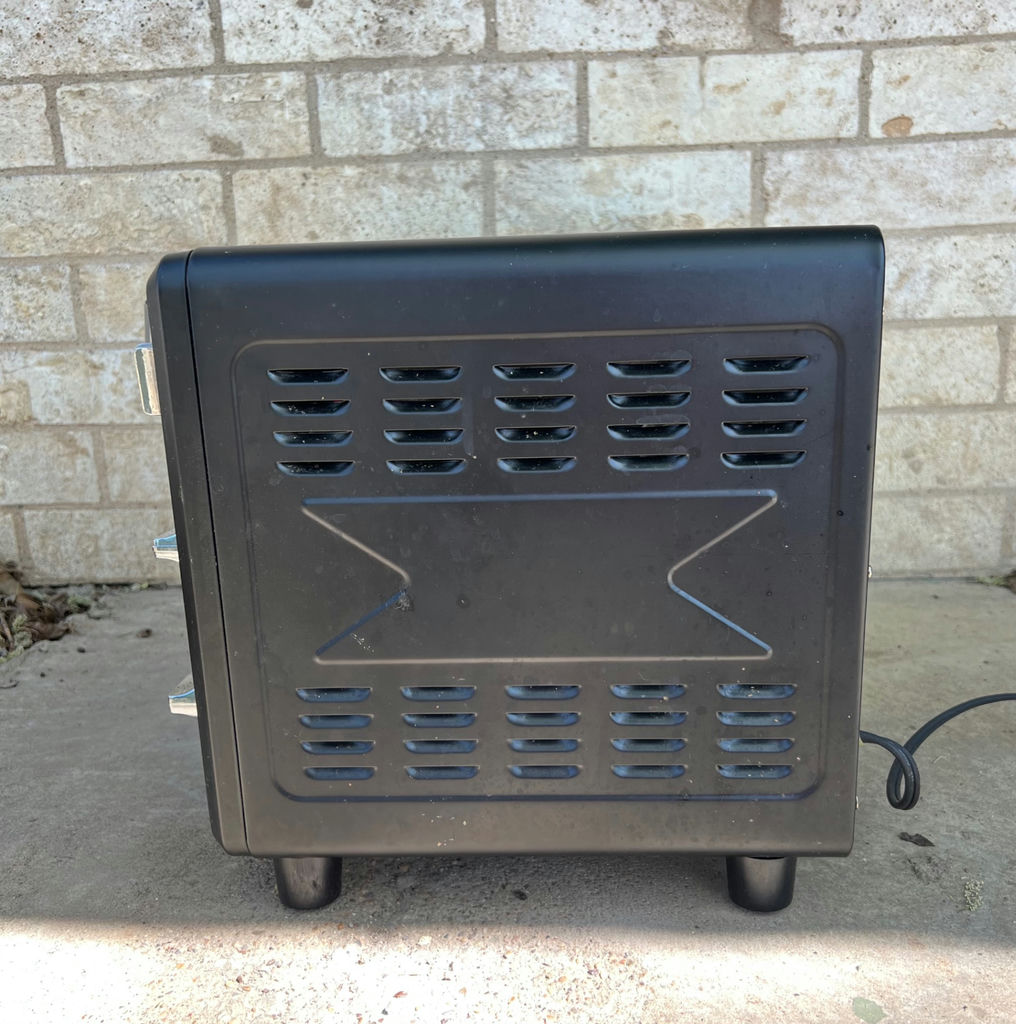 Toaster oven and 2 Rival ice cream makers with accessories and boxes - image 4 of 13