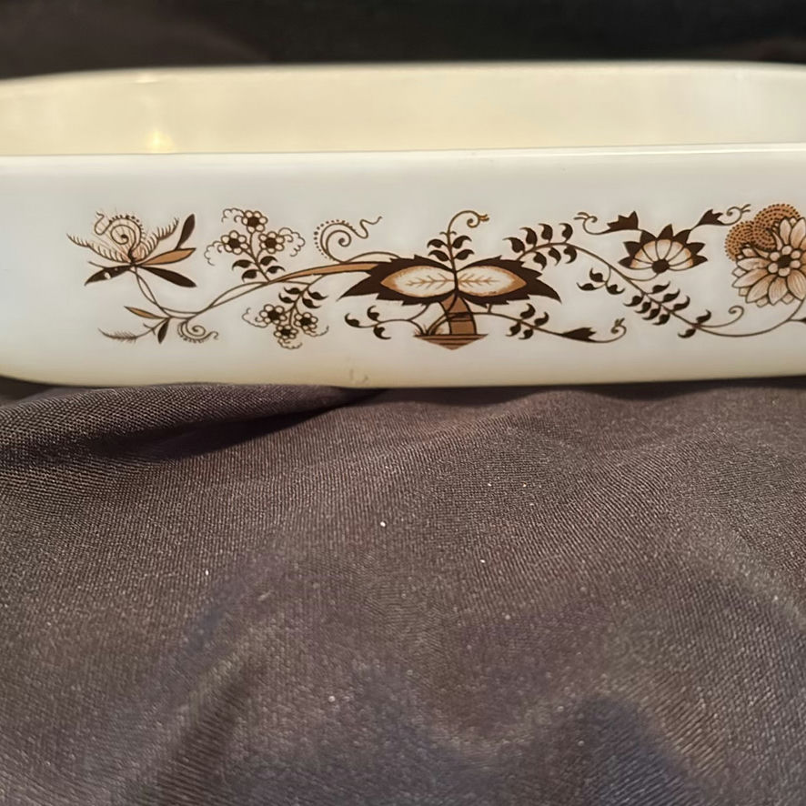 PYREX Dish, Glass Canister & Enamel Pie Plates - image 11 of 17