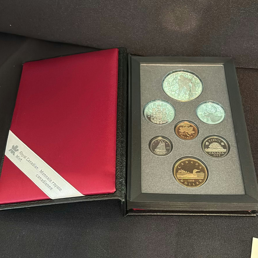 1993 RCM Proof Set Of Canadian Coins - image 4 of 10