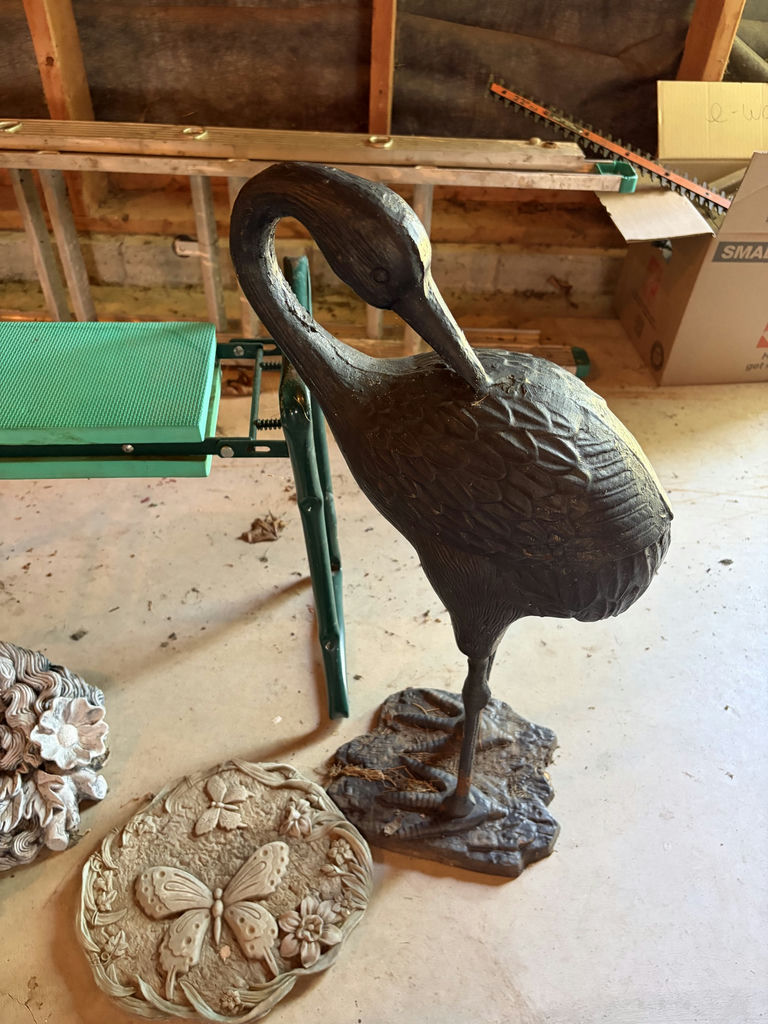 Assorted Gardening Accessories - image 5 of 6