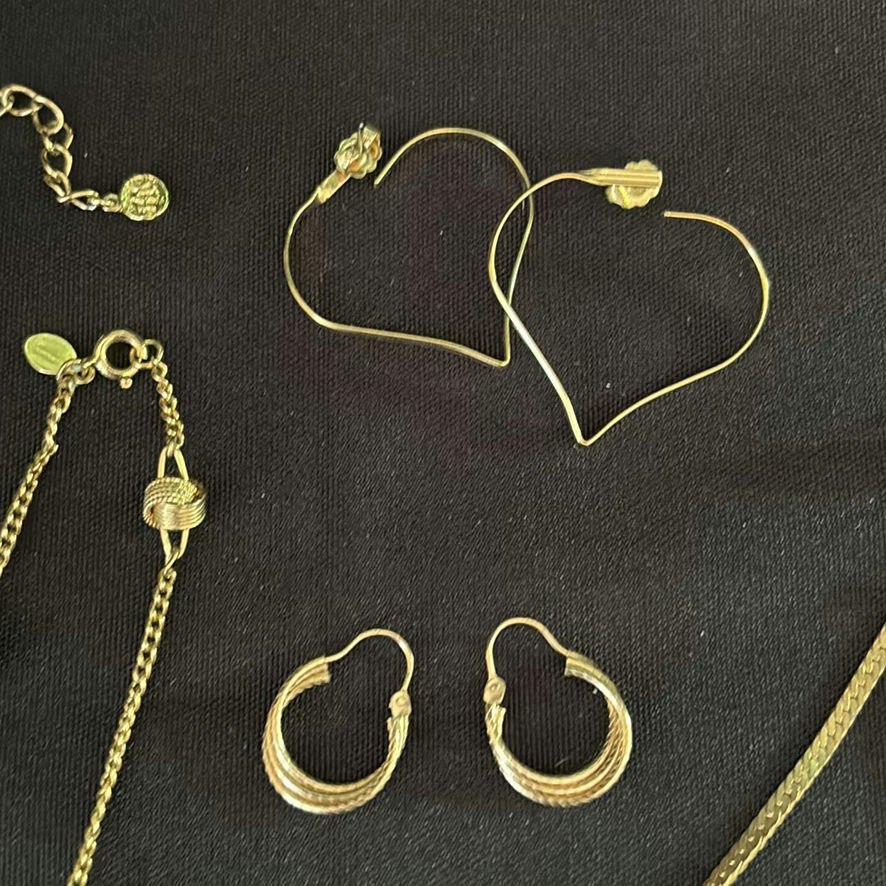 Gold Plated Costume Jewellery - image 5 of 10