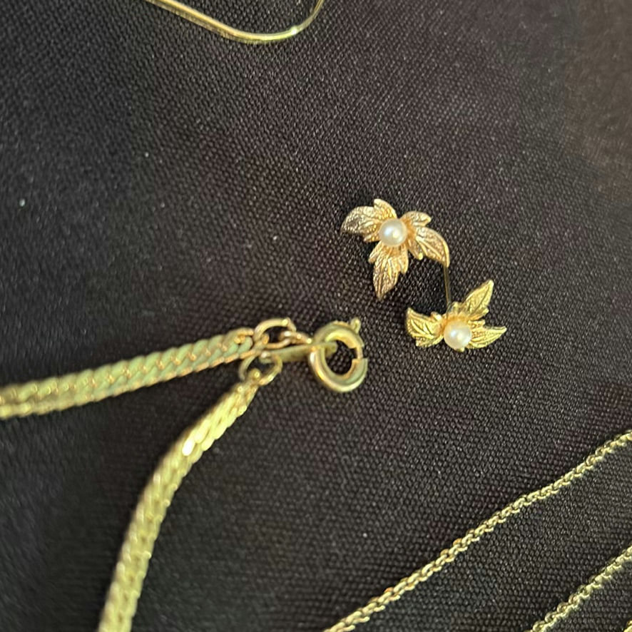 Gold Plated Costume Jewellery - image 6 of 10