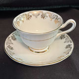 Royal Albert Tea Cups & Saucers - thumbnail 8 of 17