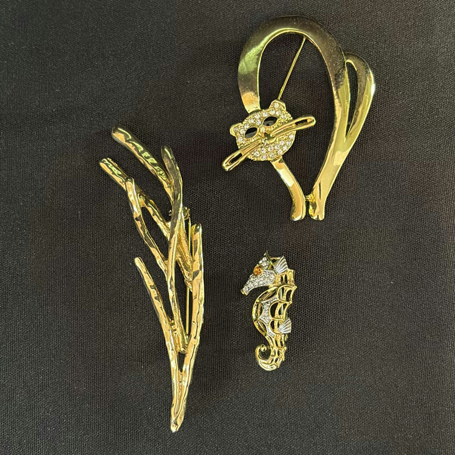 Assortment Of Gold Plated Brooches - image 5 of 11