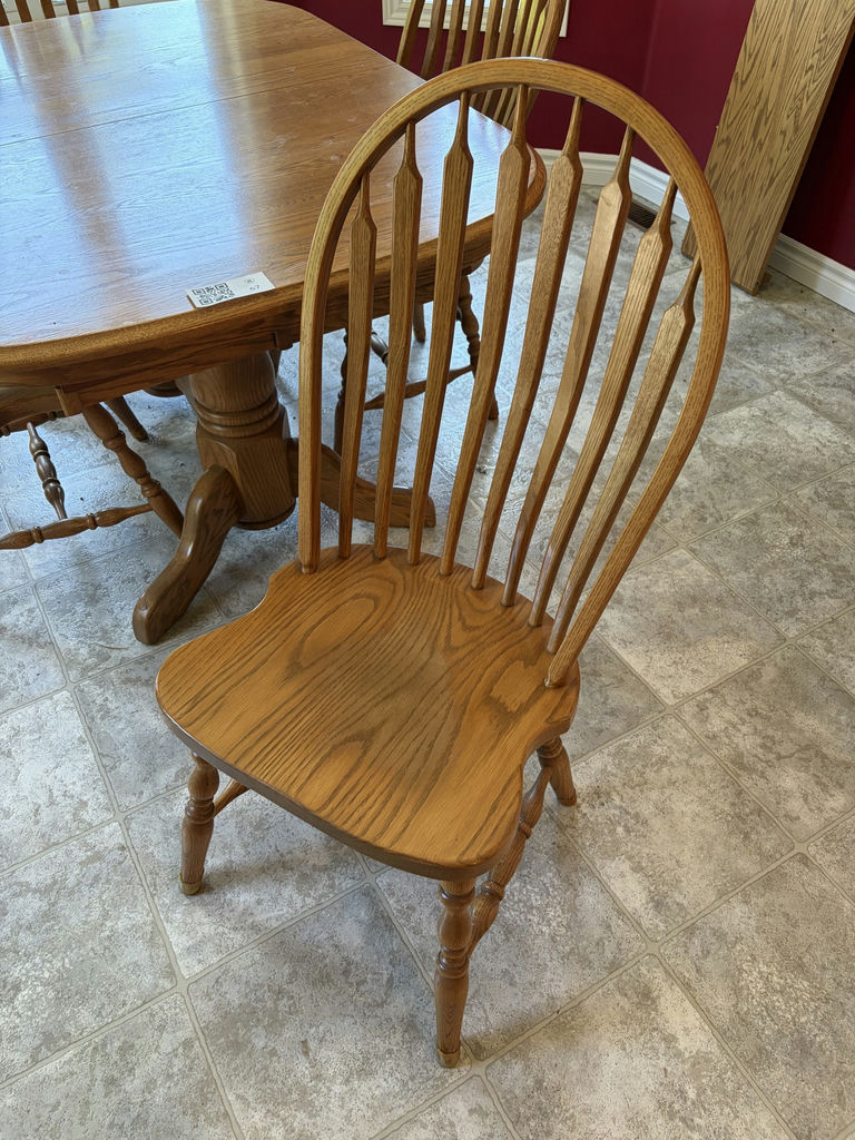 Solid Oak Dinning Table With 3 Leaves & 4 Chairs - image 2 of 11