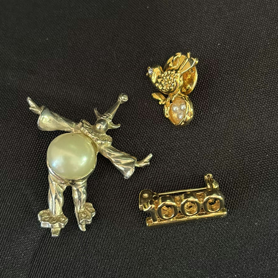 Assortment Of Gold Plated Brooches - image 2 of 11