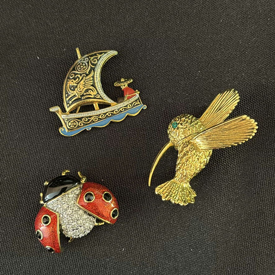 Assortment Of Gold Plated Brooches - image 9 of 11
