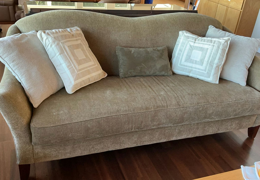 Broyhill Sage Fabric Couch (1 Of 2)