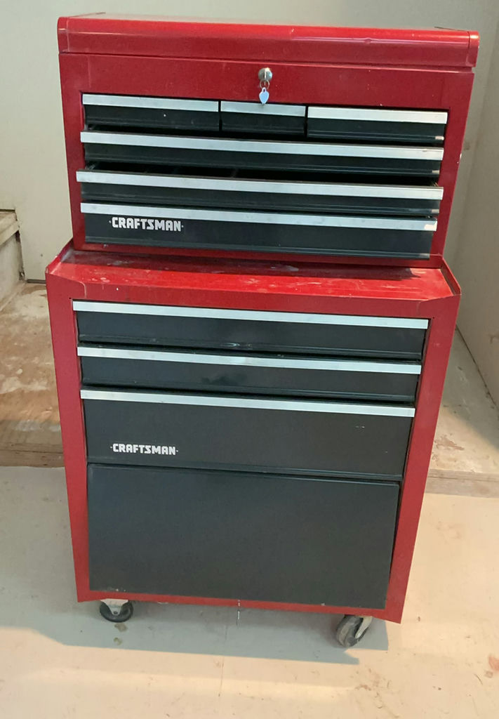 Craftsman Two Piece Rolling Tool Chest