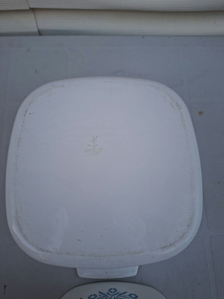 Two Vintage Corning Ware Covered Casserole Dishes - image 5 of 5