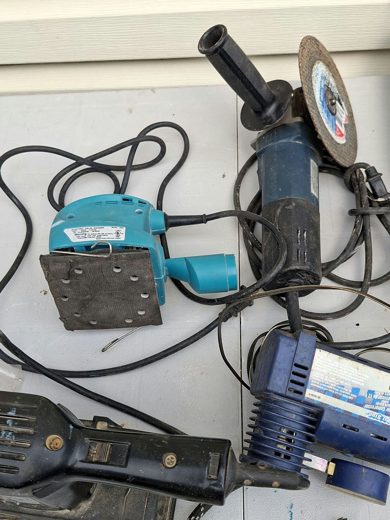 Assorted Power Tools and Sanders - image 6 of 7