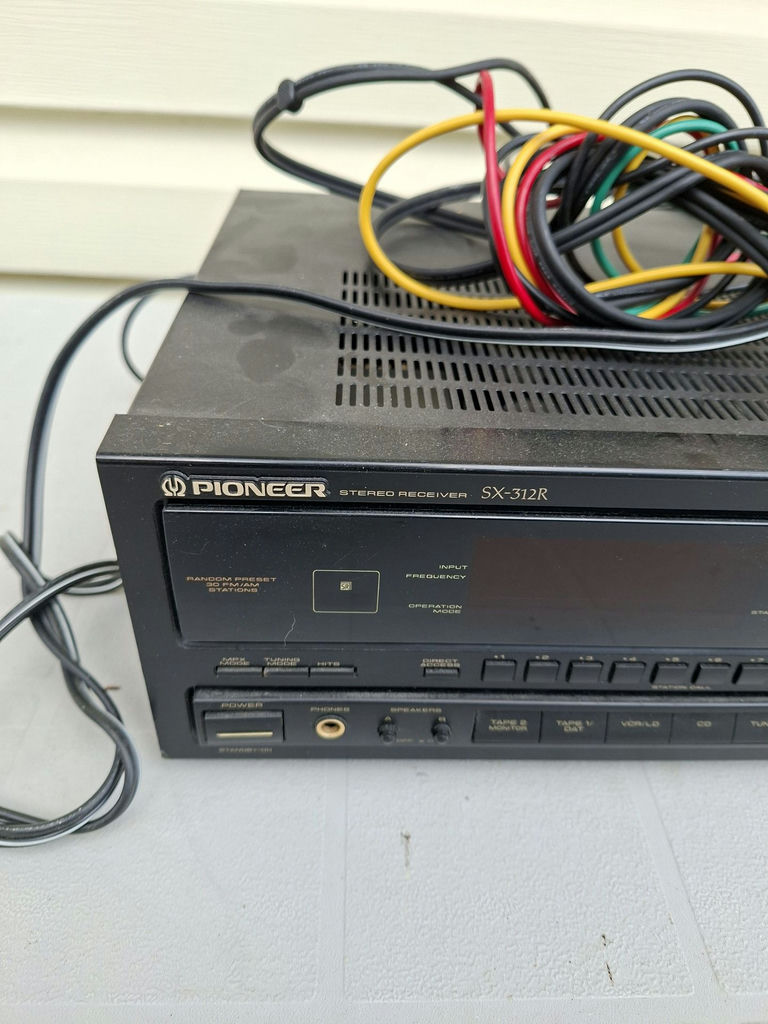 Pioneer SX-312R Stereo Receiver with Audio Cables - image 2 of 7