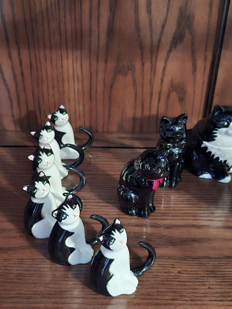 Collection of Black and White Cat Figurines - image 2 of 7