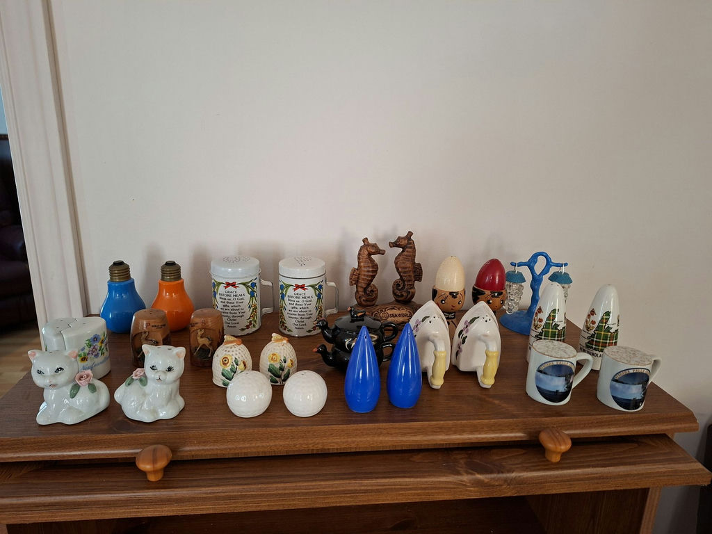 Assorted Ceramic and Decorative Figurines and Kitchenware - image 1 of 7