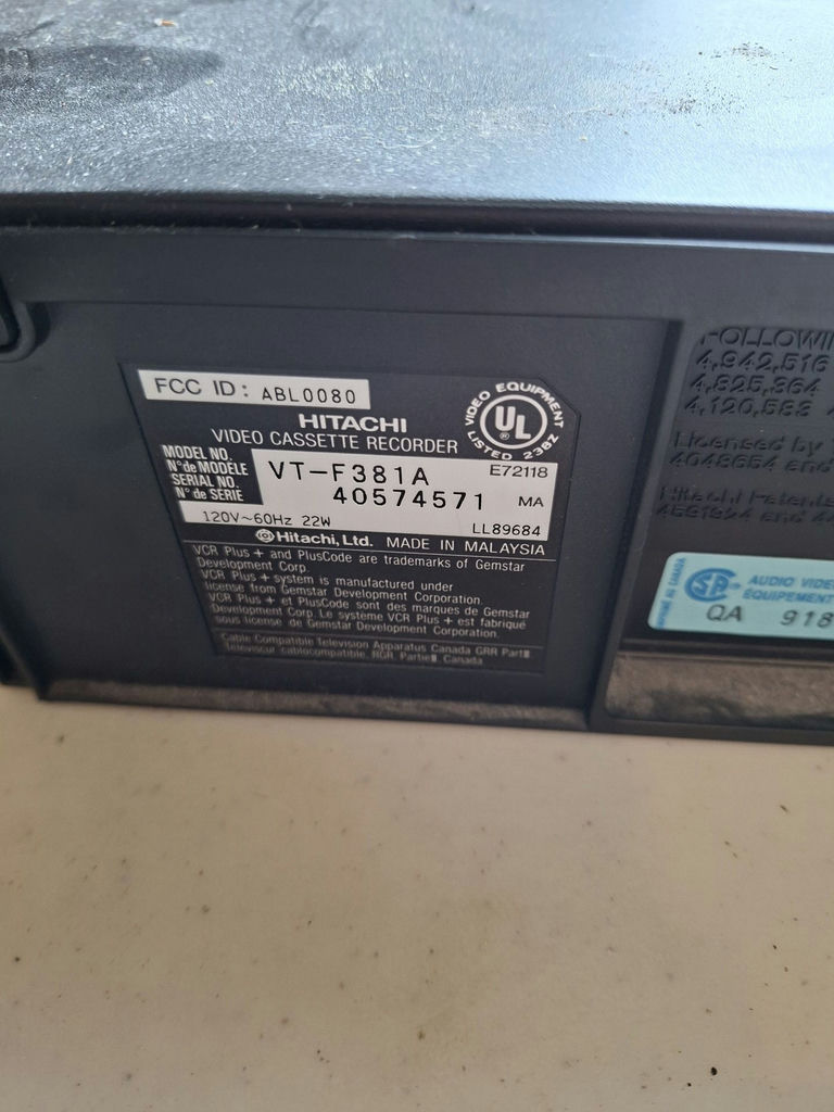 Hitachi VHS VCR with Remote and Coaxial Cable - image 7 of 9