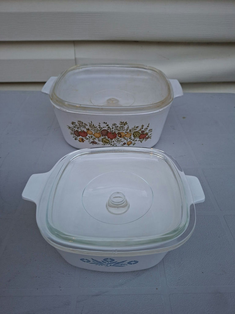 Two Vintage Corning Ware Covered Casserole Dishes - image 1 of 5