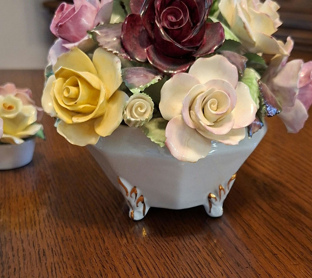 Ceramic Floral Arrangement Figurines - image 6 of 10