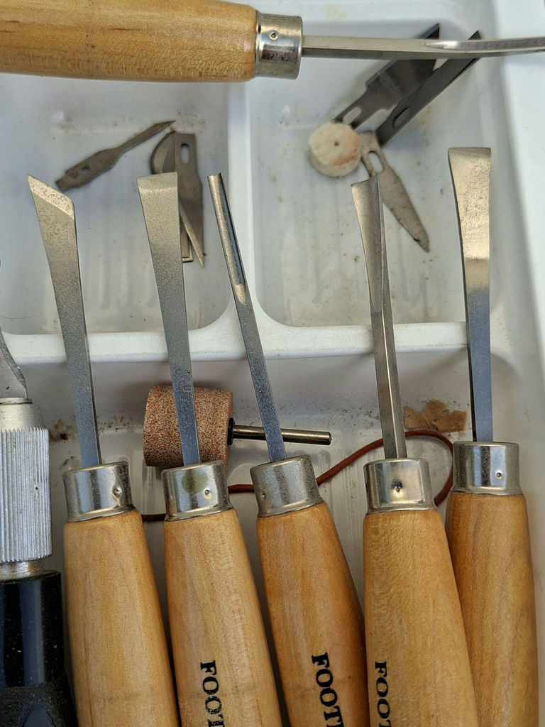 Footprint and Pyramid Wood Carving Tool Sets - image 5 of 5