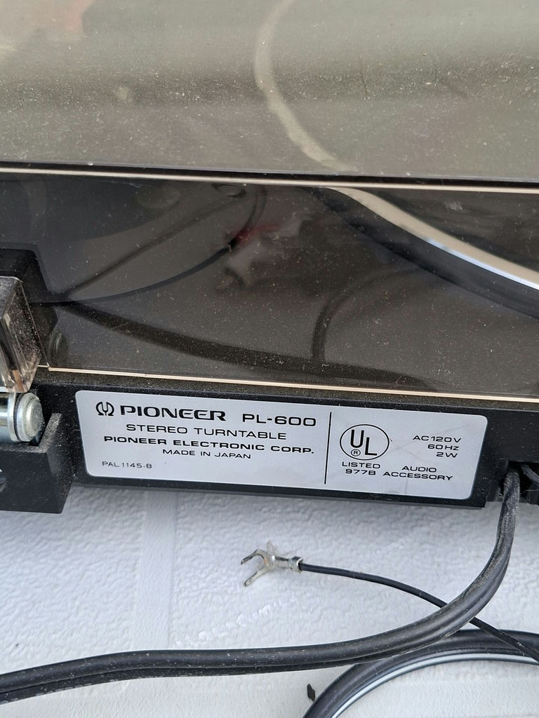 Pioneer PL-600 Stereo Turntable - image 5 of 7