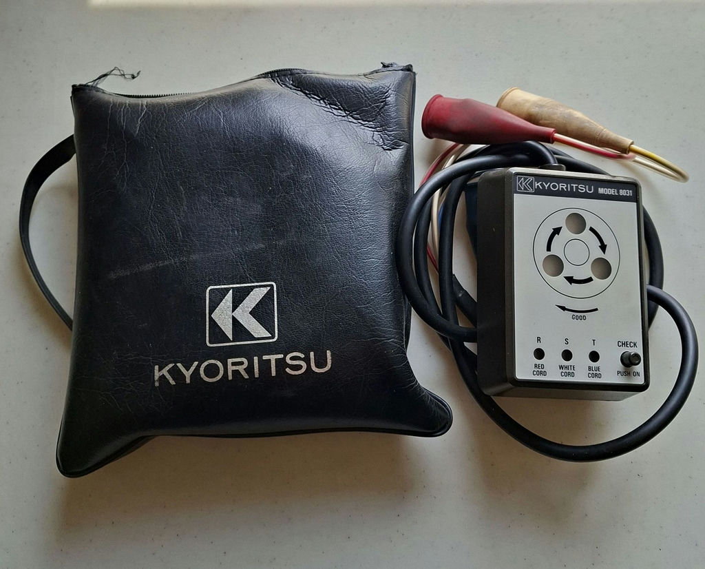 Kyoritsu Model 8031 Phase Rotation Tester with Carrying Case - image 1 of 4