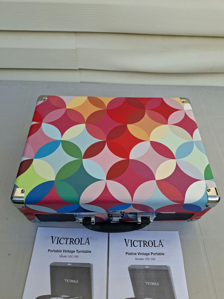 Victrola VSC-550 Portable Vintage Turntable - image 4 of 5