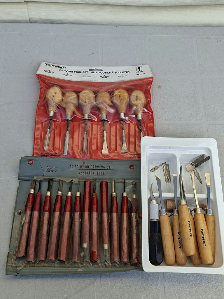 Footprint and Pyramid Wood Carving Tool Sets - image 1 of 5