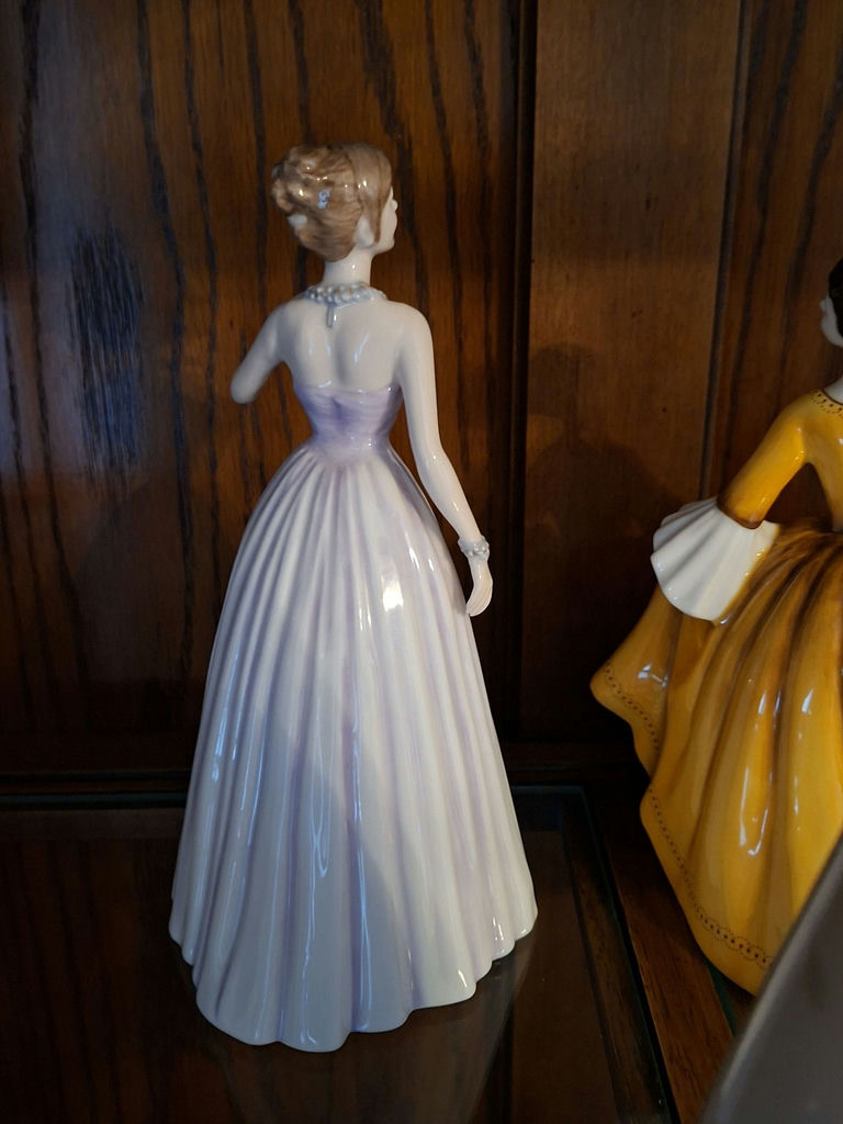 Vintage Royal Doulton Porcelain Figurines and White Floral Vase - image 4 of 9