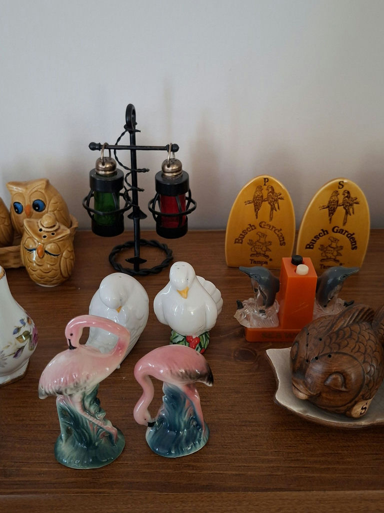 Collection of Ceramic and Decorative Figurines and Shakers - image 3 of 11