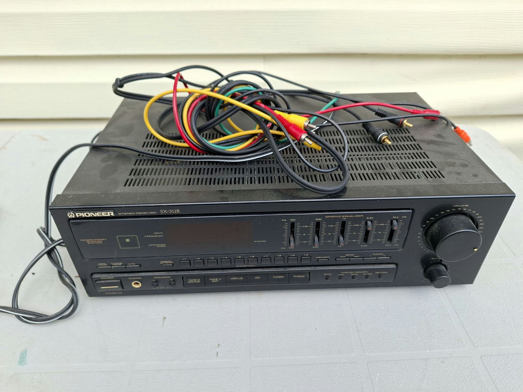 Pioneer SX-312R Stereo Receiver with Audio Cables - image 1 of 7