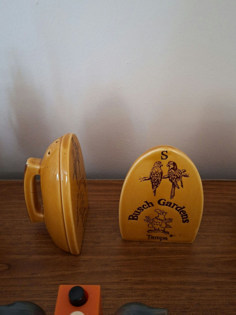 Collection of Ceramic and Decorative Figurines and Shakers - image 7 of 11