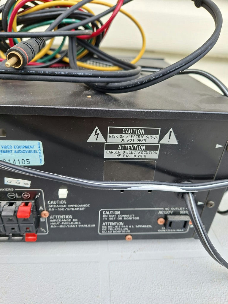 Pioneer SX-312R Stereo Receiver with Audio Cables - image 7 of 7