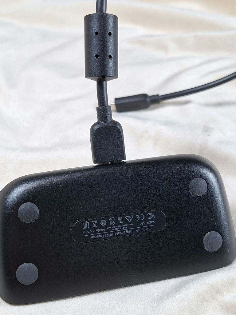 SanDisk ImageMate PRO USB-C Card Reader - image 4 of 5