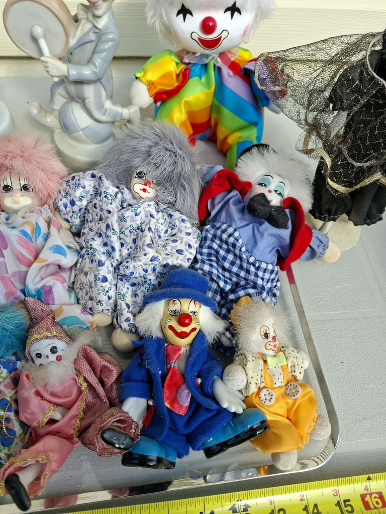 Collection of Clown Dolls and Figurines - image 3 of 10