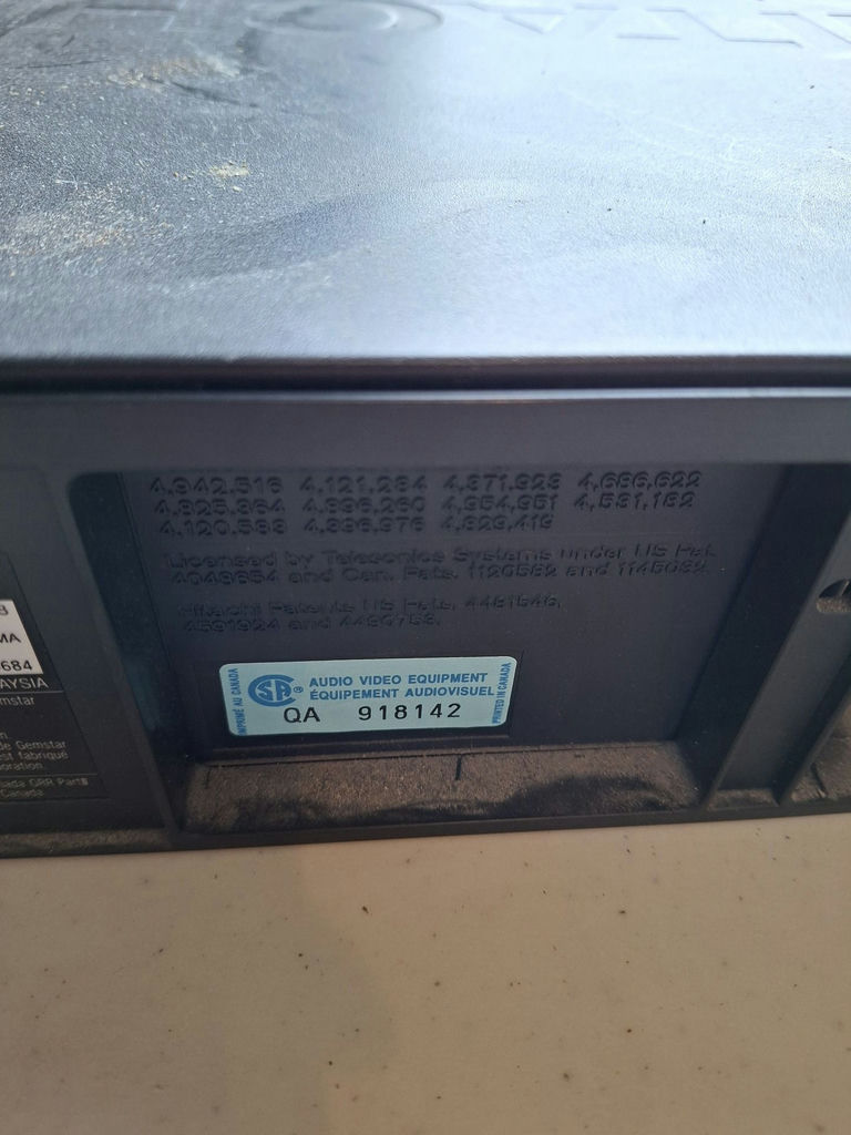 Hitachi VHS VCR with Remote and Coaxial Cable - image 8 of 9