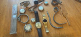 Assorted vintage watches and metal jewelry - thumbnail 8 of 8