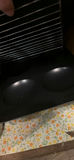 Assorted kitchen cookware and accessories - thumbnail 6 of 9