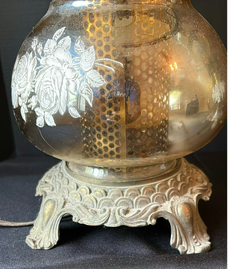 Pair of ornate etched glass lamps - image 5 of 5