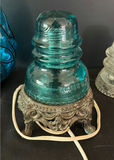 Assorted vintage collectibles and decorative items - thumbnail 17 of 25