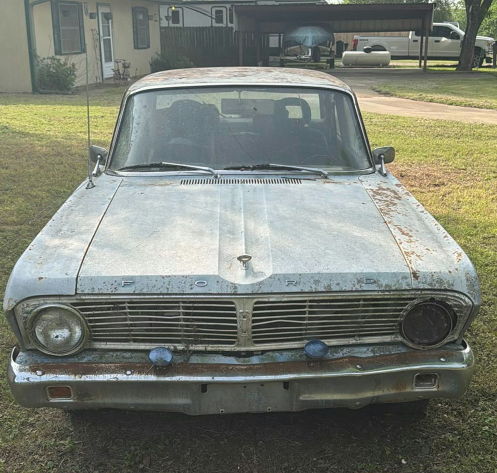 Vintage 1965 Ford Falcon - image 1 of 11