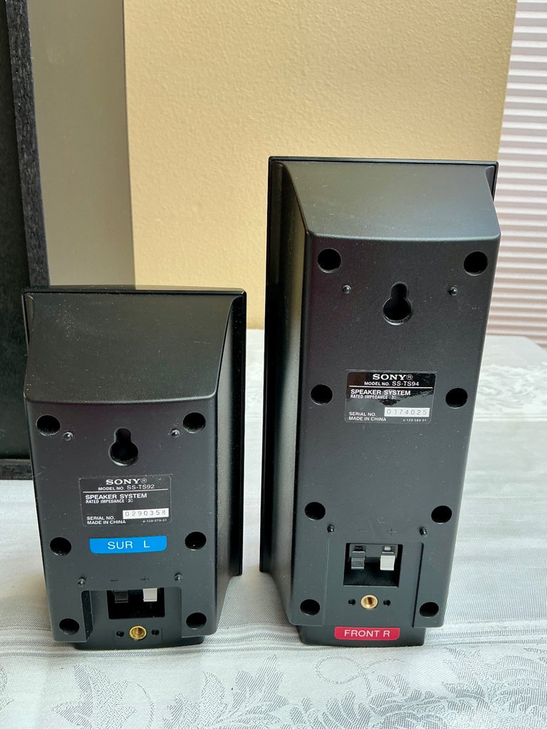 Sony 5.1 Surround sound speakers and more - image 5 of 8