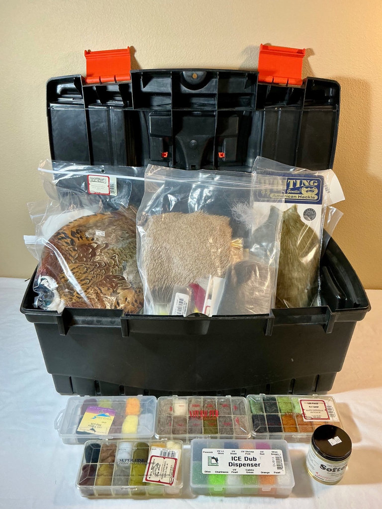 Fly Tying Tools, Materials and Guides - image 17 of 18