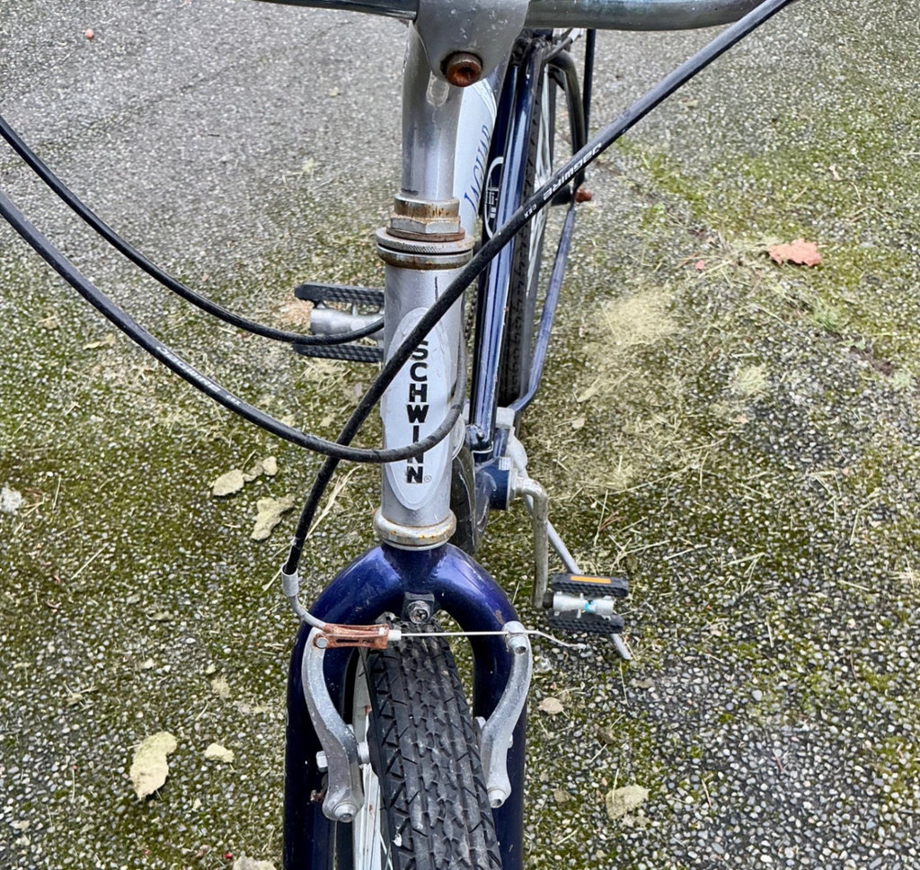 Vintage Schwinn Jaguar women's cruiser bicycle - image 5 of 9
