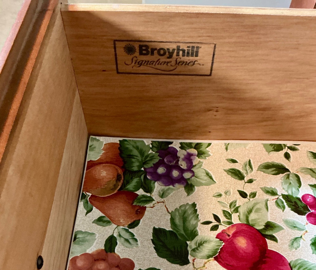 Broyhill Signature Series nine-drawer wooden dresser - image 2 of 4