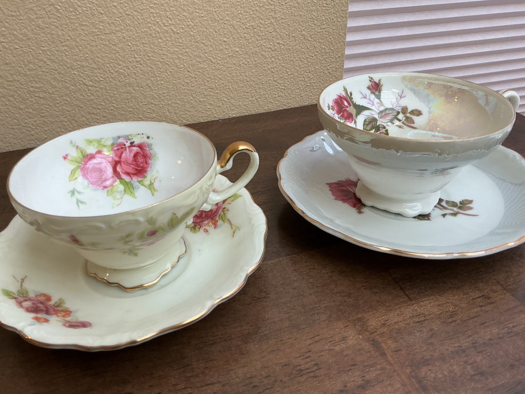 Vintage porcelain teacups & saucers, Depression Glass etc.  - image 5 of 11
