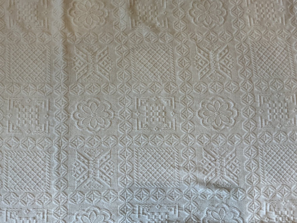 White textured Cotton bedspread, shams, VTG crocheted bedspread - image 3 of 6
