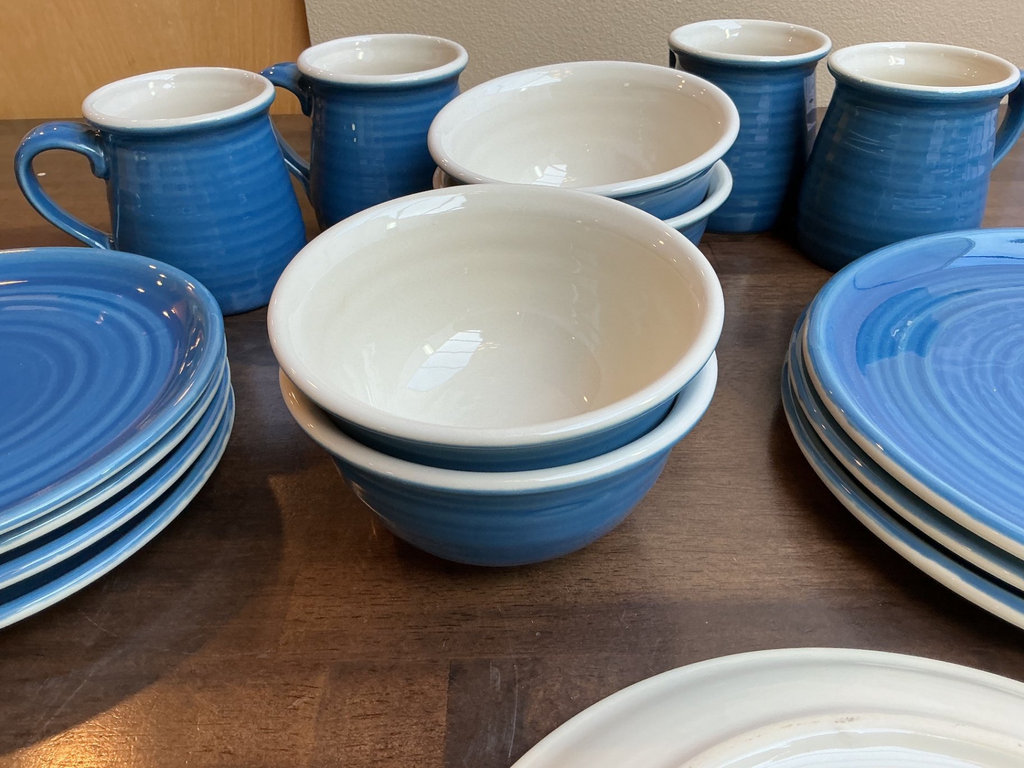 Blue Chef’s Ceramic Dishware - image 3 of 4