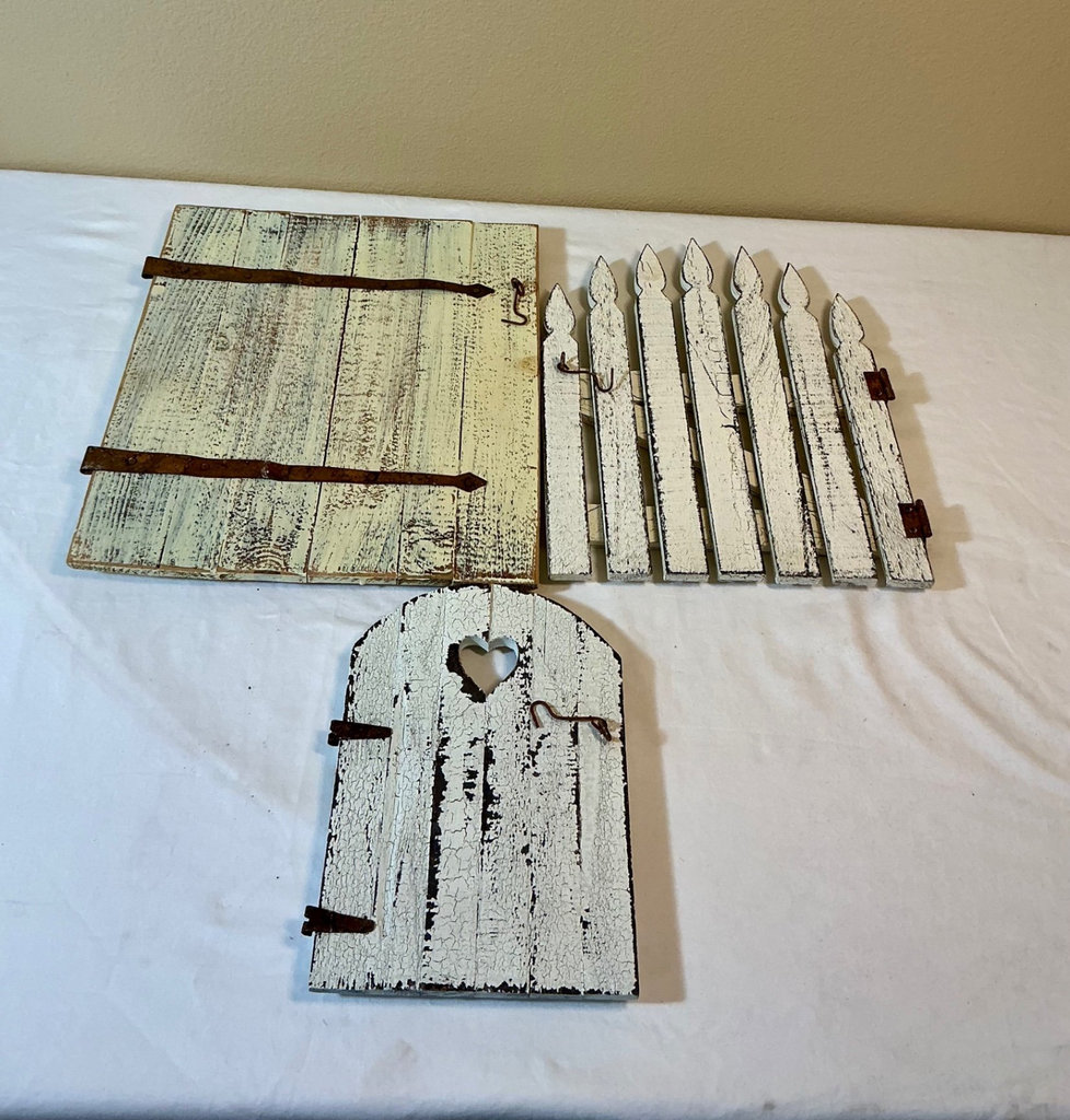 Assorted Rustic Decor - image 5 of 9