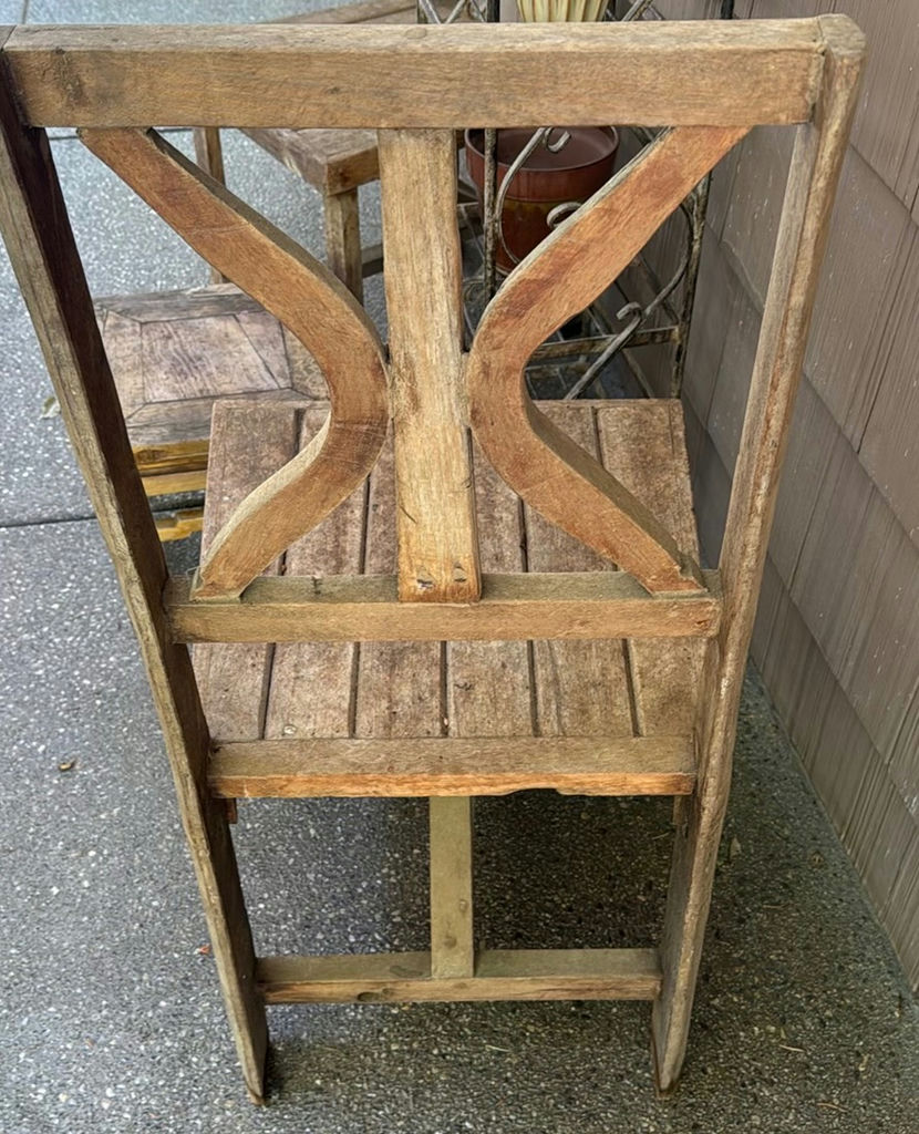 Vintage Rustic Outdoor Seating & Decor  - image 4 of 8