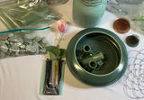 Flower arranging - thumbnail 2 of 5