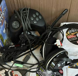 Collection of PC game discs, strategy guides, and magazines - thumbnail 5 of 5